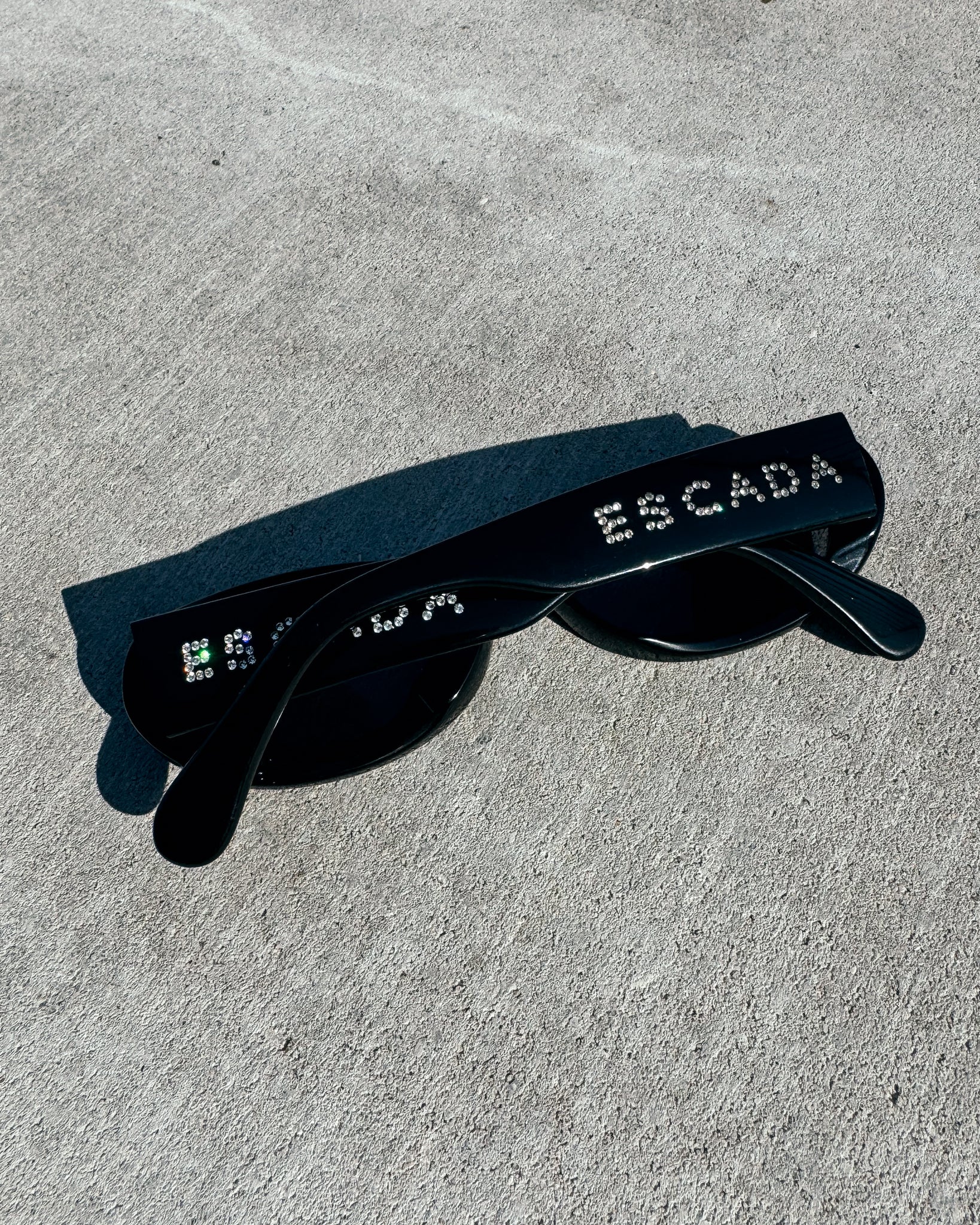 Escada Sonnenbrille mit Strass-Steinen