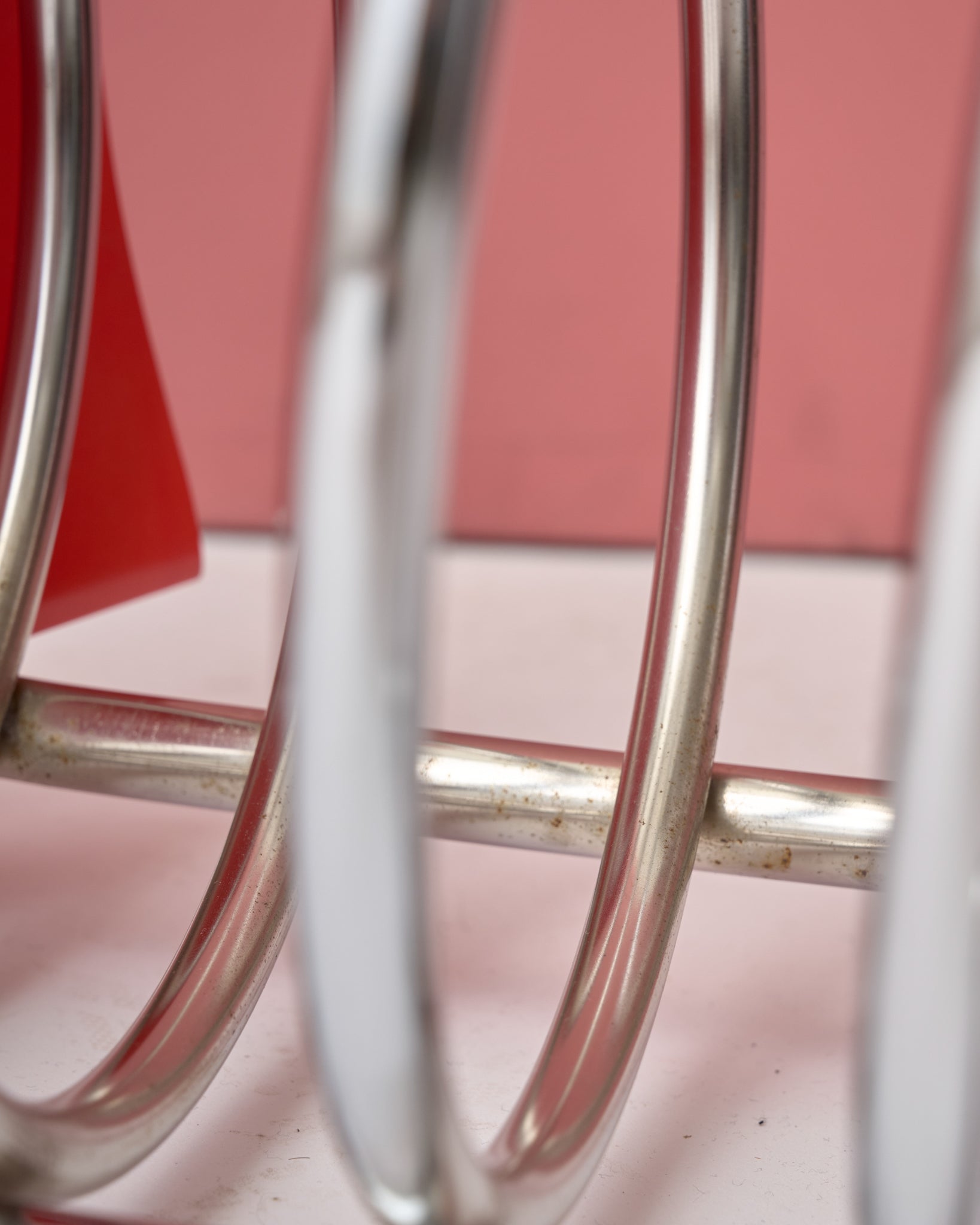 vintage chrome Zeitungsständer