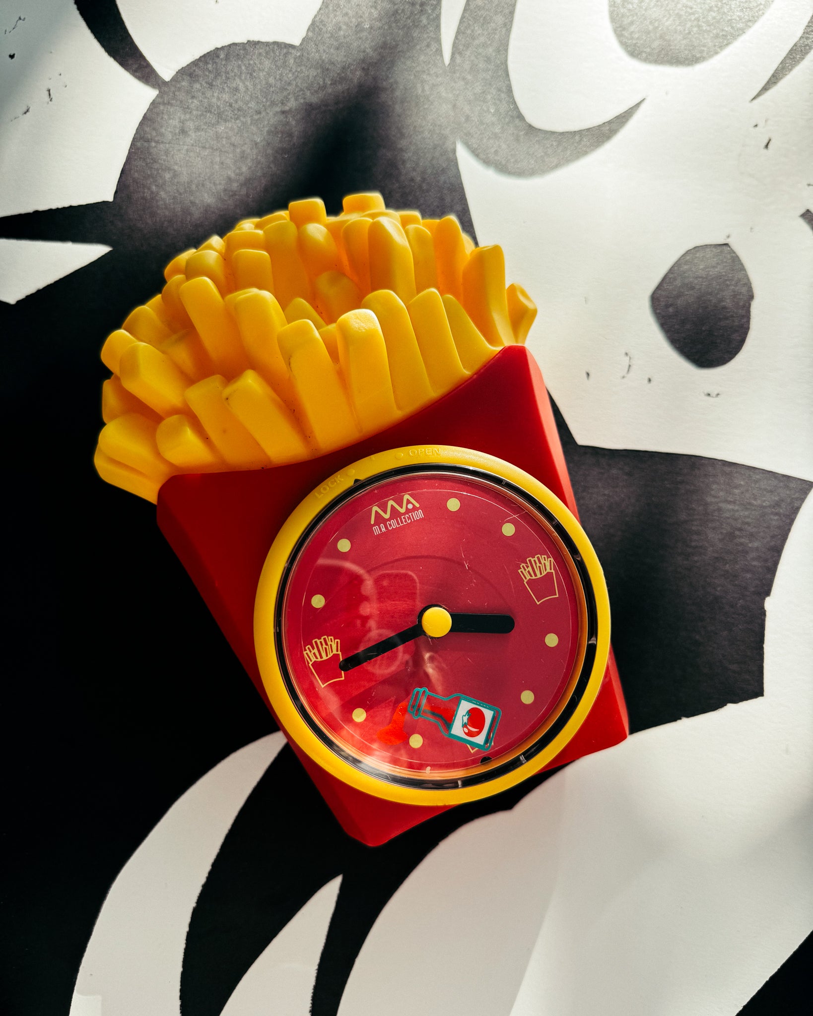 vintage Pommes Uhr