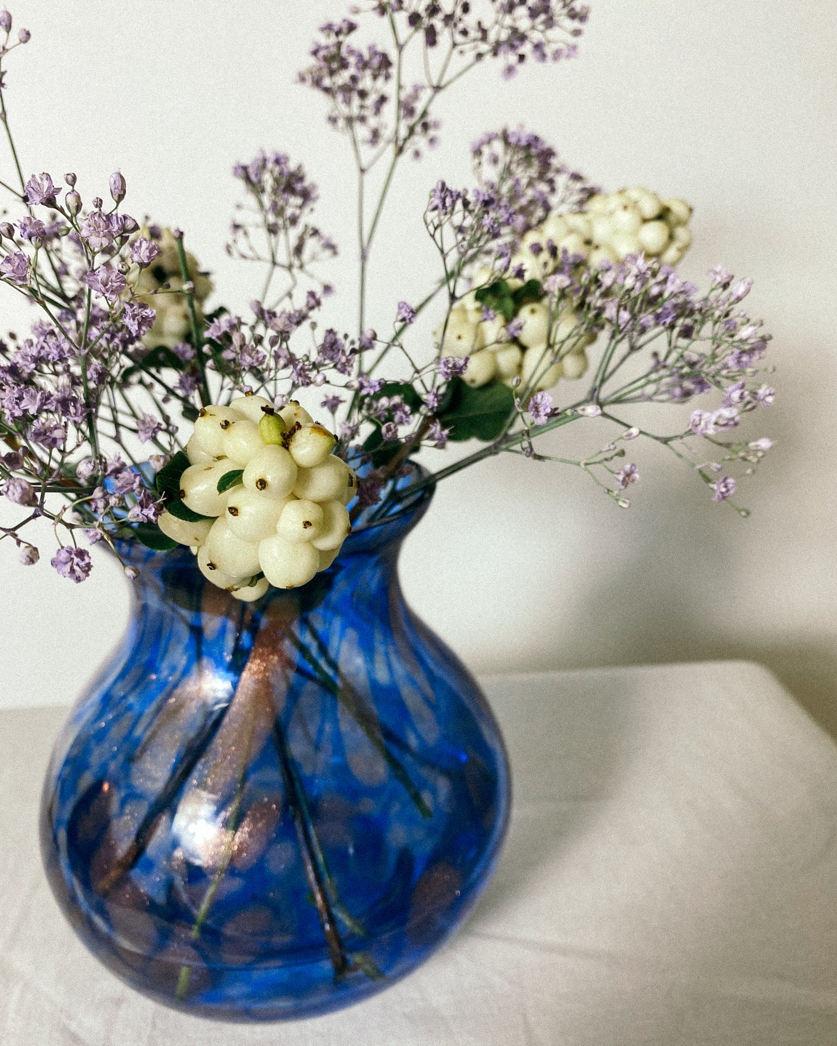 blaue Glitzer Vase