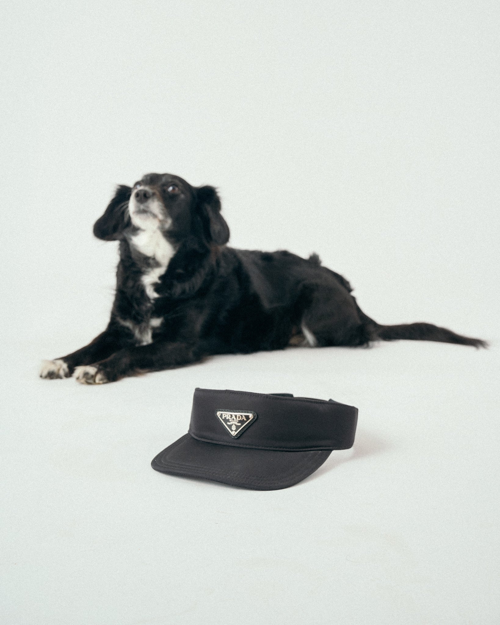 schwarze Prada Visier Cap Some Souvenirs