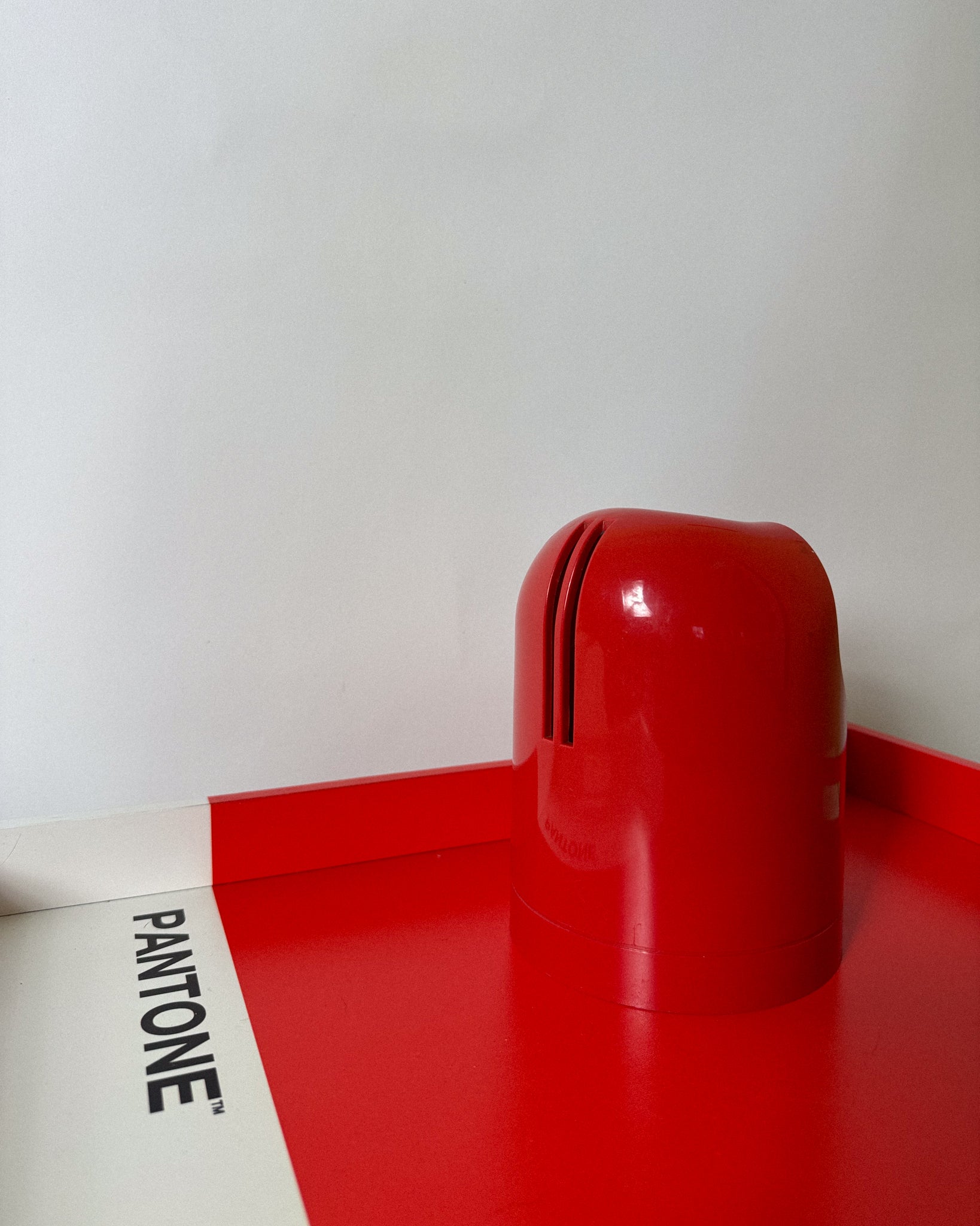 rote vintage Tischlampe