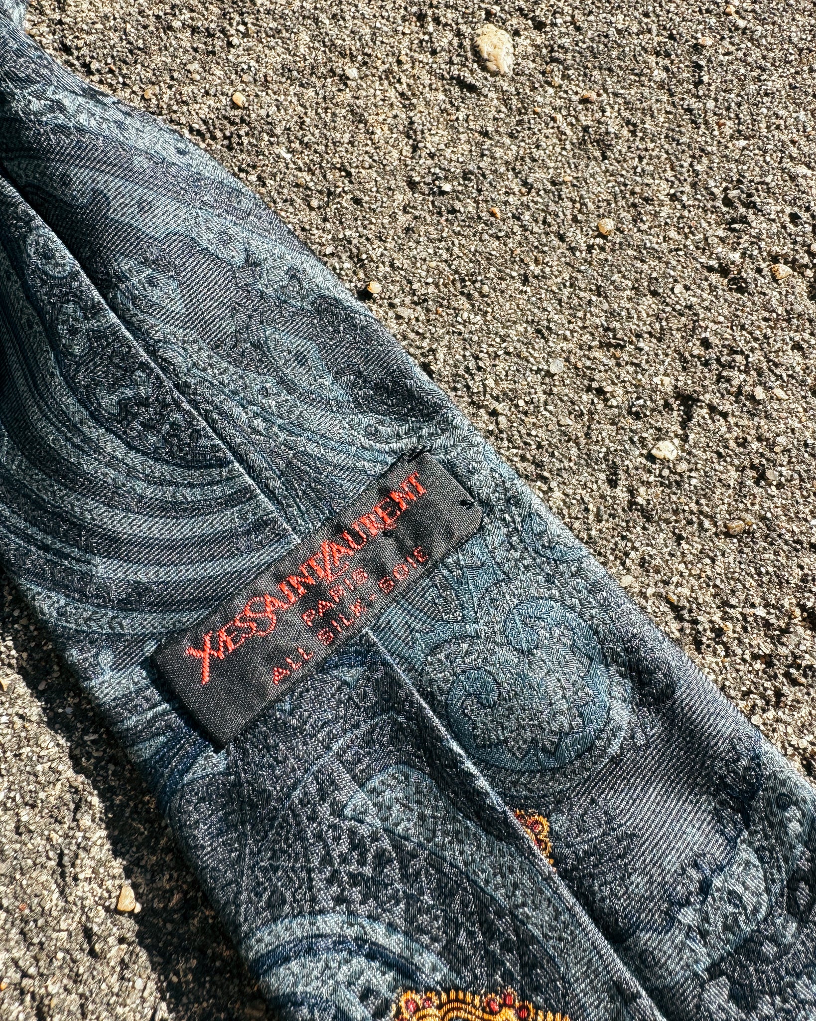 Yves Saint Laurent Seiden Krawatte