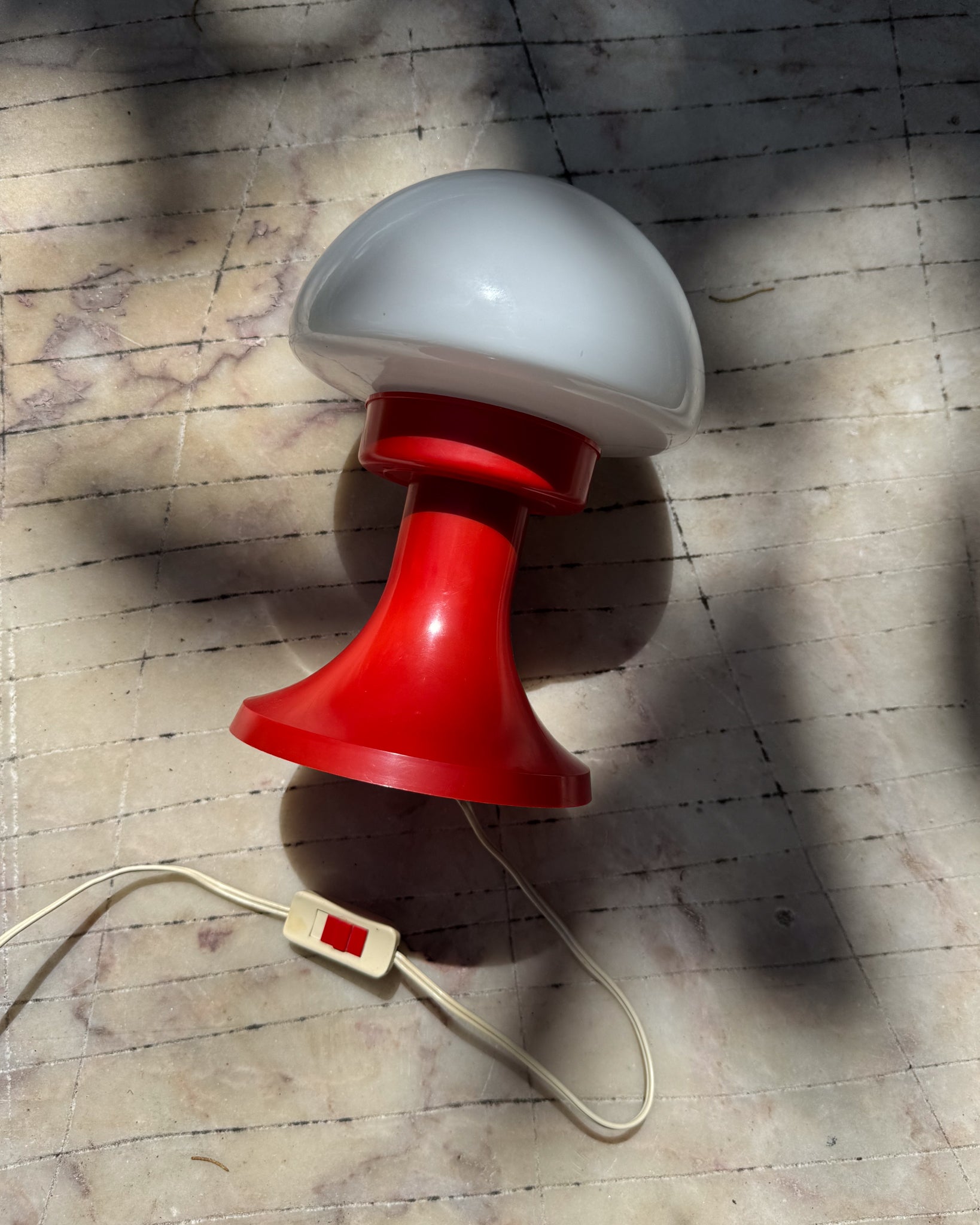 rote vintage Pilz Lampe