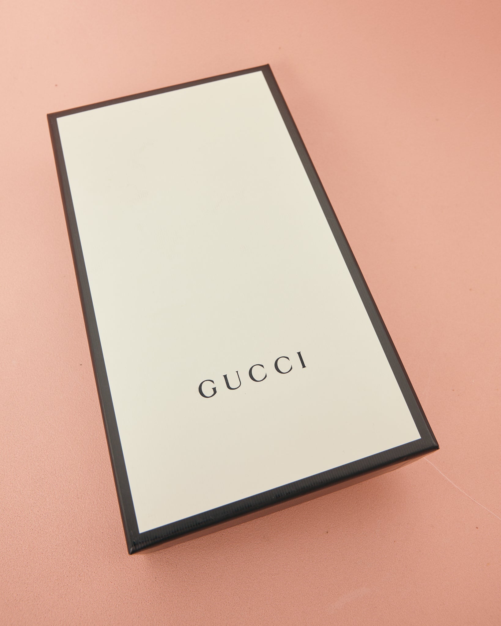 Magmadera Gucci Regenbogen Schal