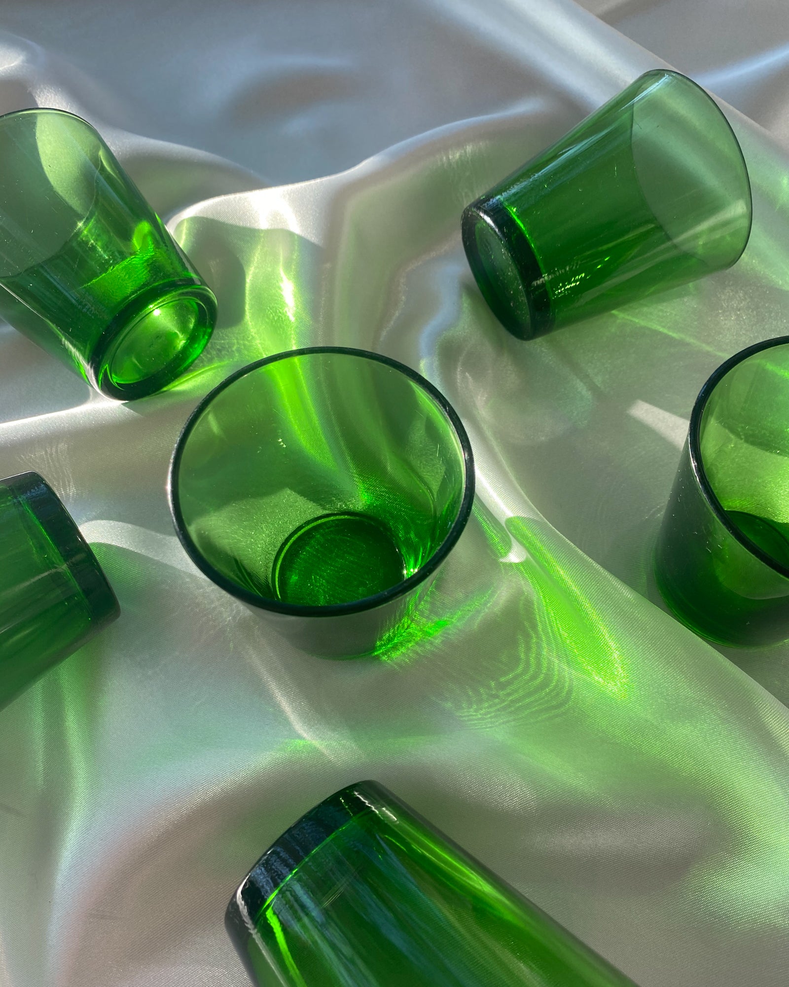 6 grüne Schnapsgläser