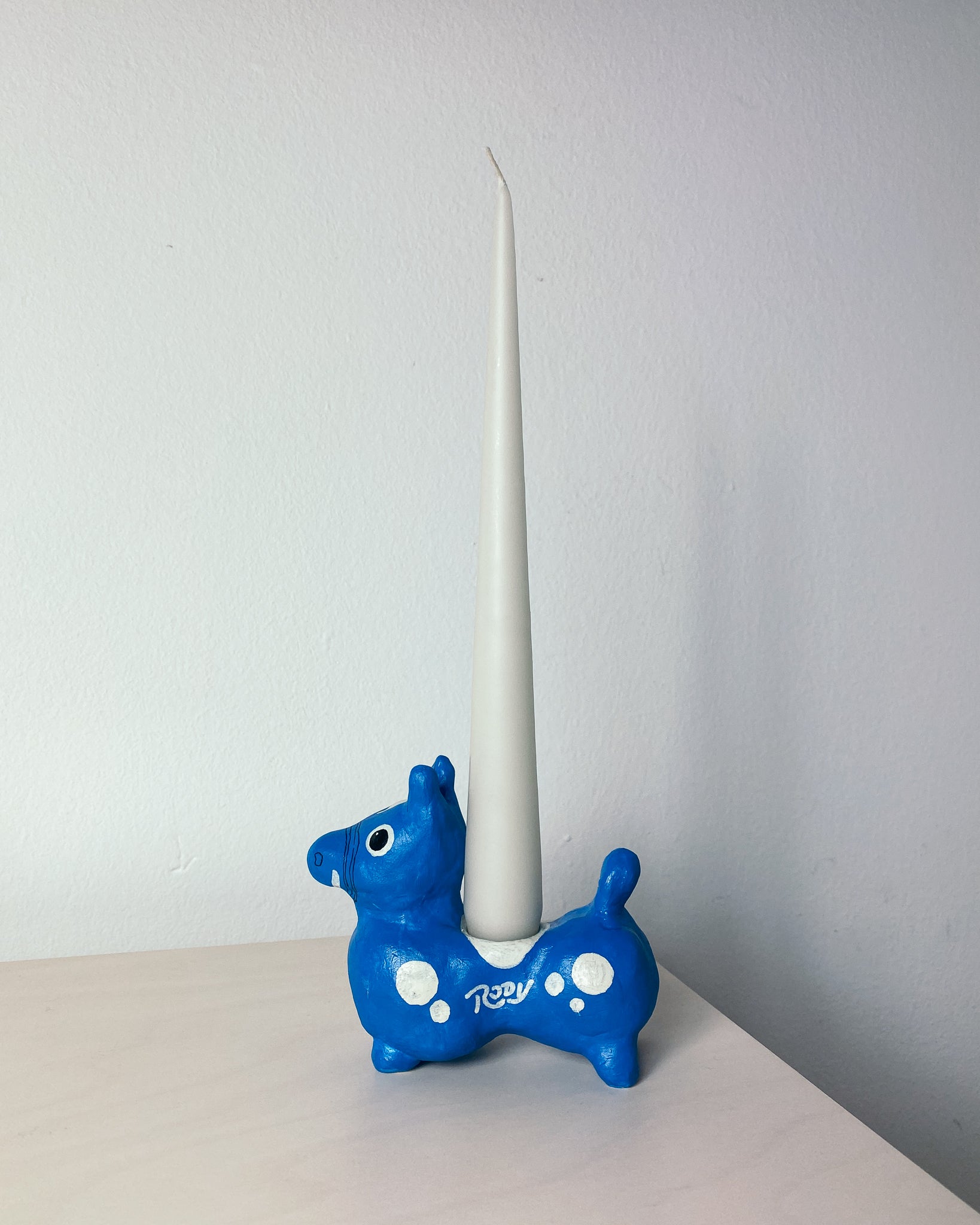 Bouncy Horse Kerzenständer