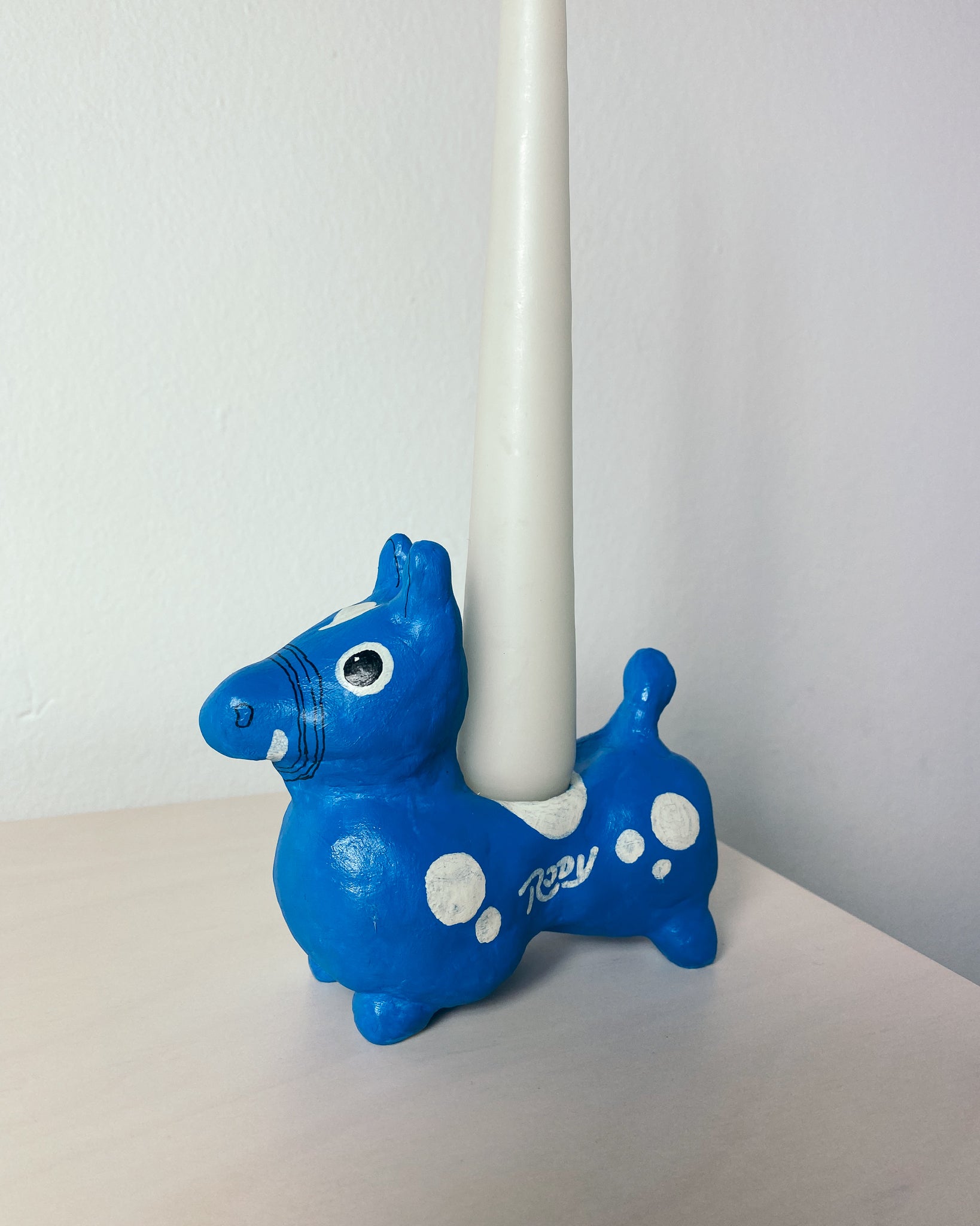 Bouncy Horse Kerzenständer