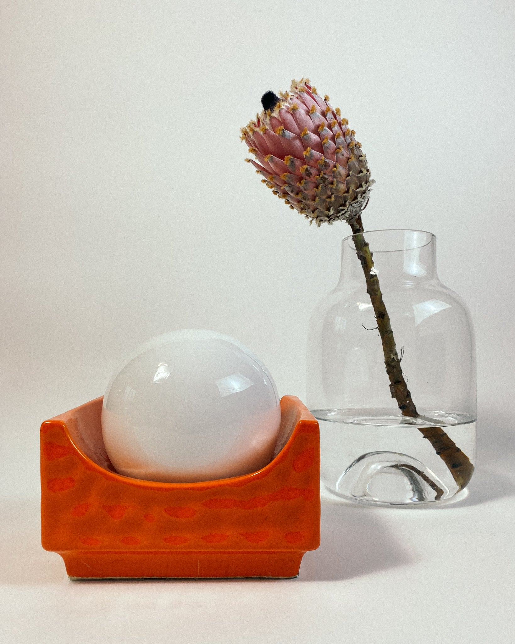 orangene vintage Tischlampe