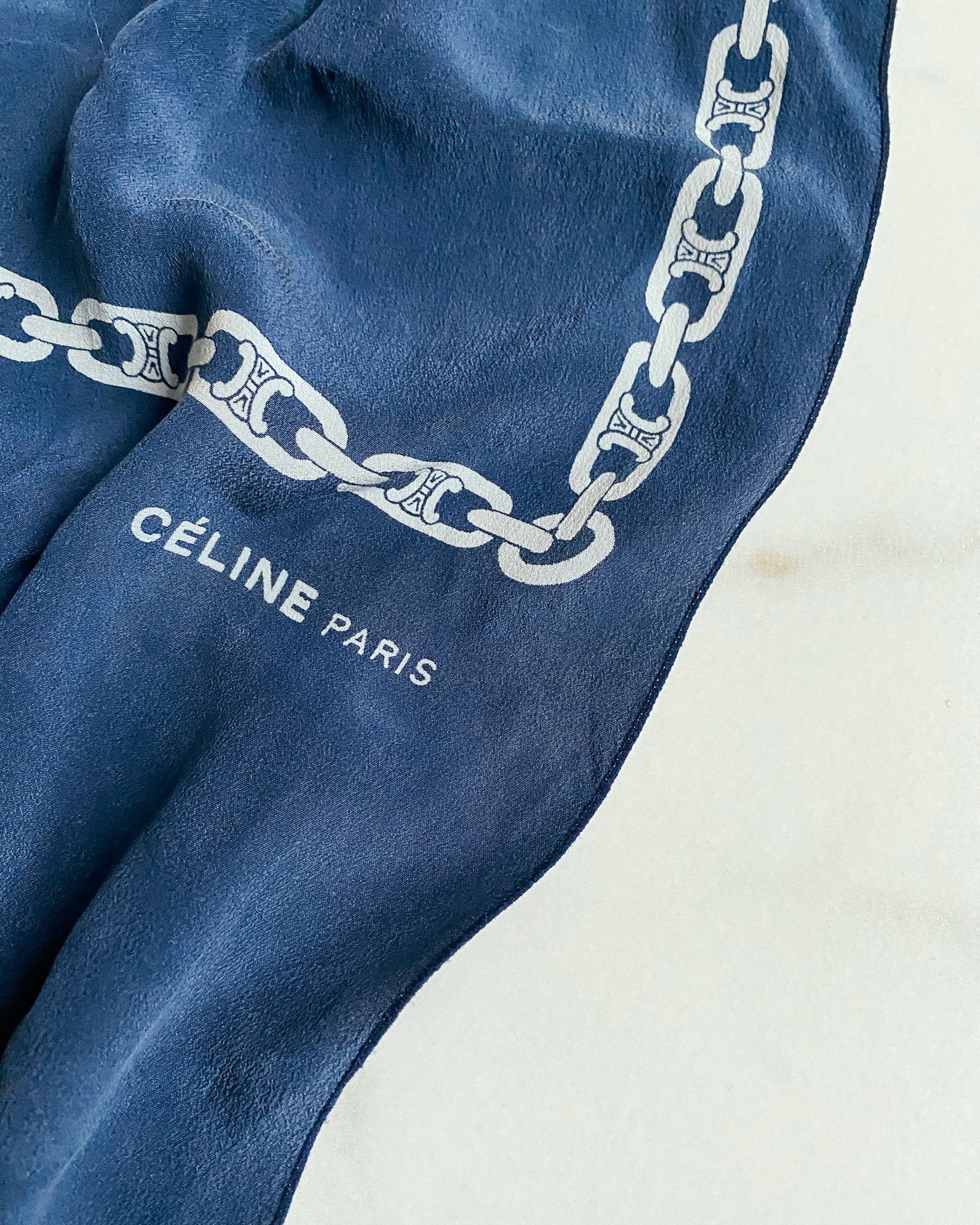 Celine Schal aus Seide