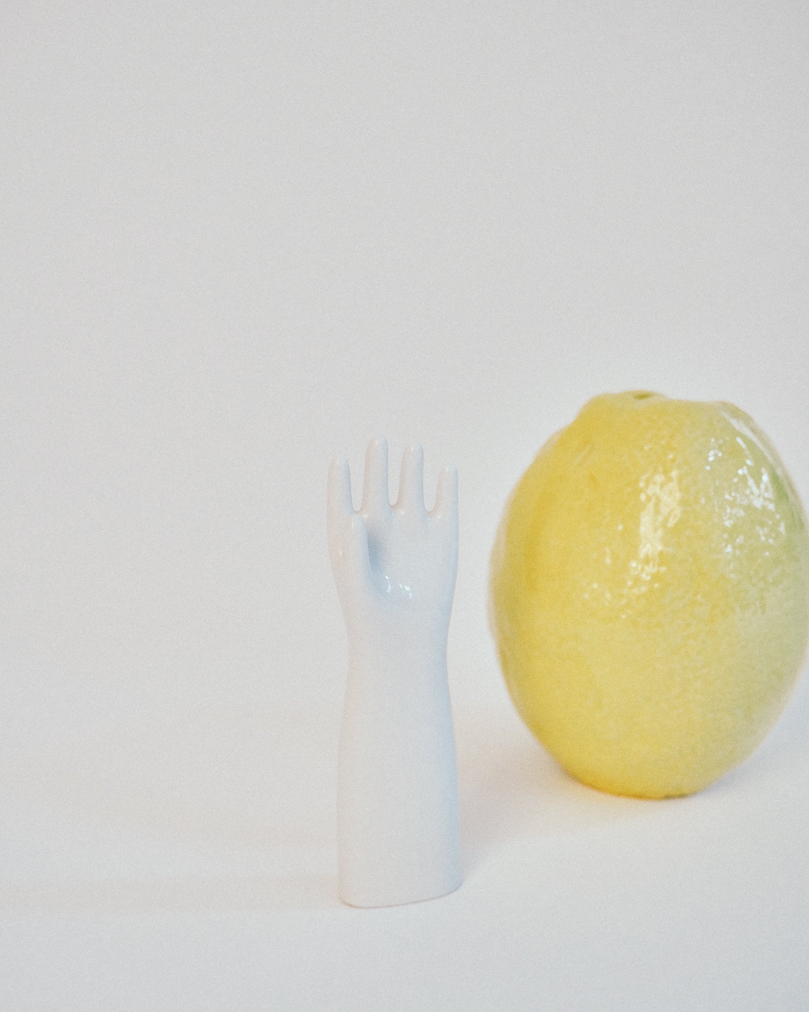 kleine Porzellan Hand